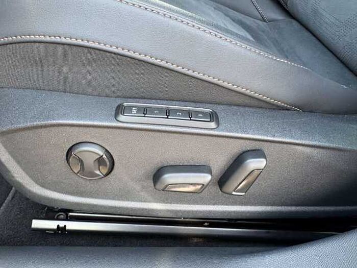 CUPRA Formentor 2.0 TSI 4Drive VZ AHK DrivePaket III