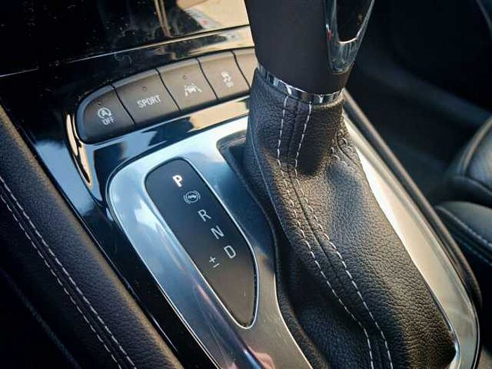 Opel Astra Turbo Ultimate|Intelli LUX|LenkHeizg|NAVI