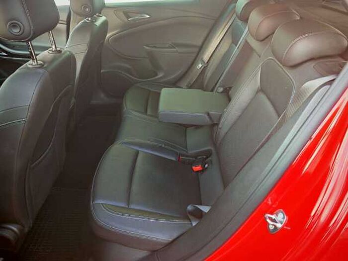 Opel Astra Turbo Ultimate|Intelli LUX|LenkHeizg|NAVI