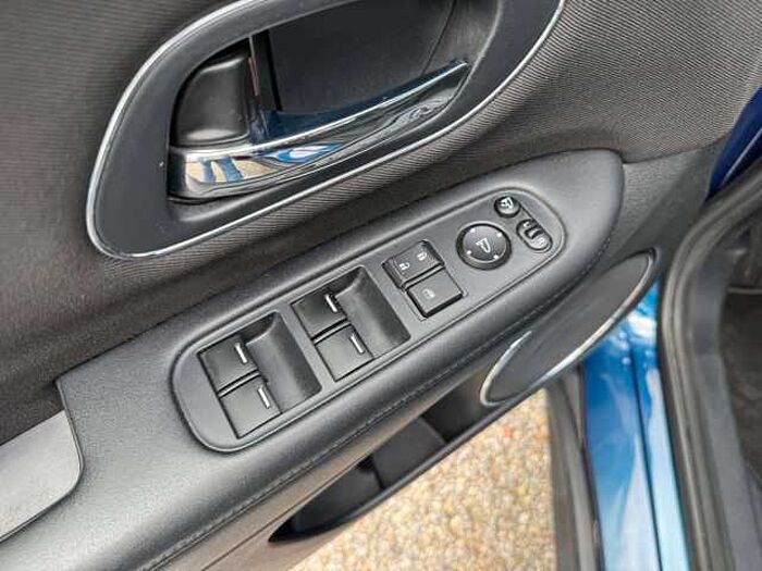 Honda HR-V 1.5 i-VTEC Elegance AHK