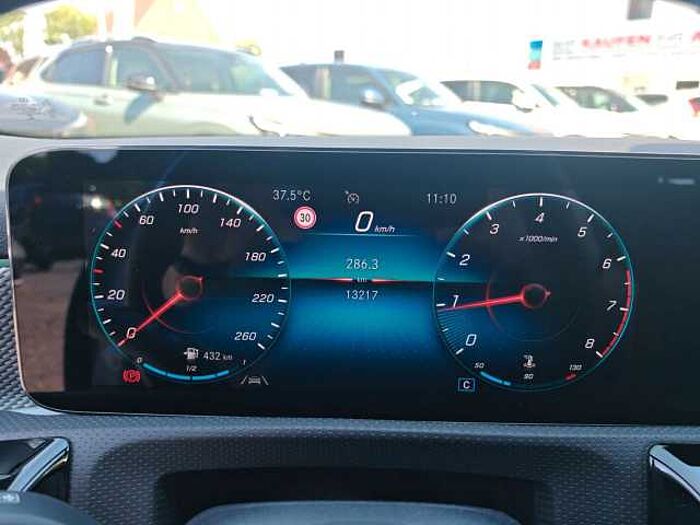 Mercedes-Benz A 180 Edition 19 LED+NAVI+SHZ+RFK+Digital Kombi