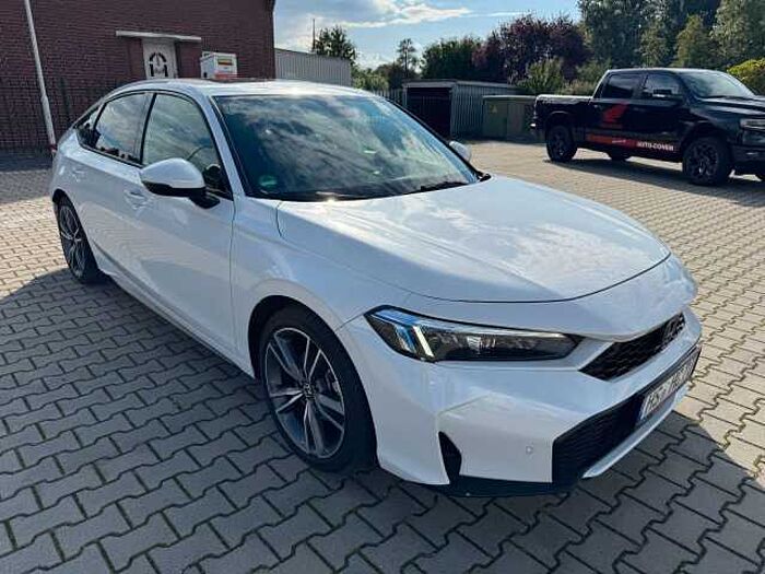 Honda Civic e:HEV Advance Black-Emblem Einstiegsbel.