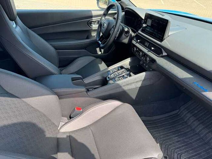 Honda Prelude 2.0 e: HEV Advance Black-Emblem/Einstiegb