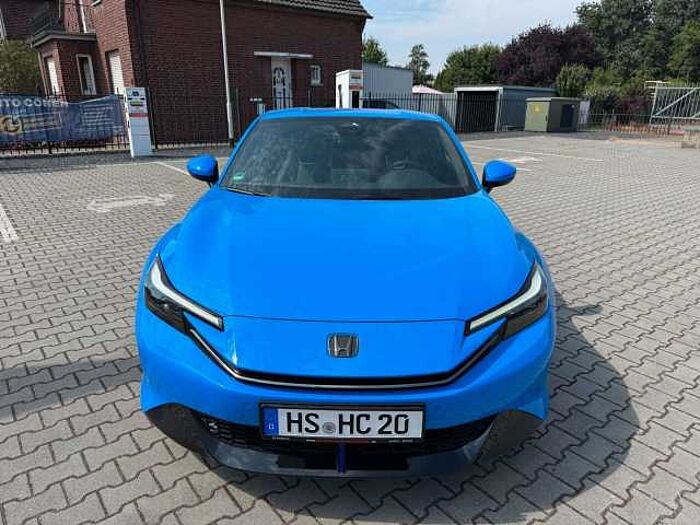 Honda Prelude 2.0 e: HEV Advance Black-Emblem/Einstiegb